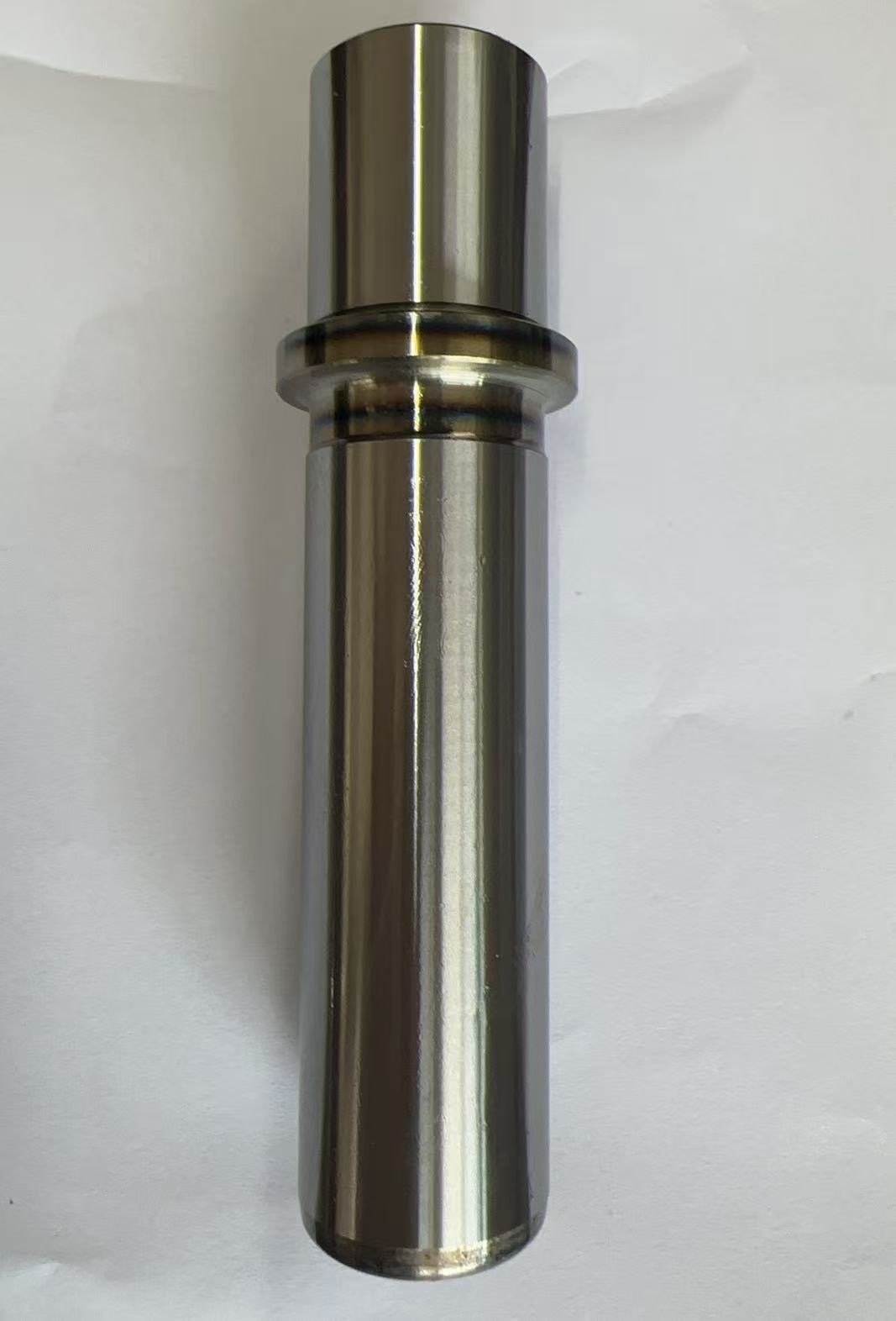 Guide pillar with shoulder, ISO standard, for stamping dies